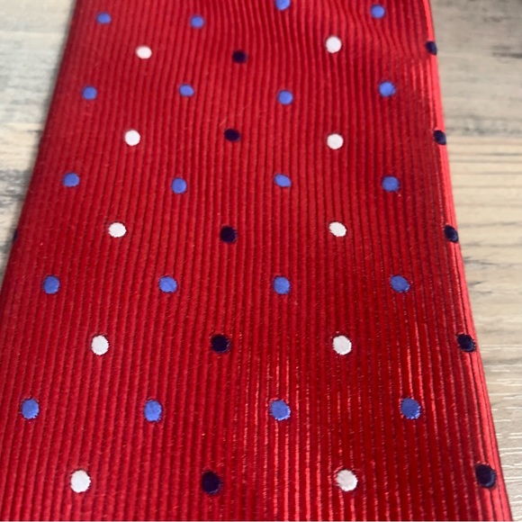 Jos A. Bank 100% Silk Traveler Stain Resistant Collection Bundle of ties - Picture 15 of 16